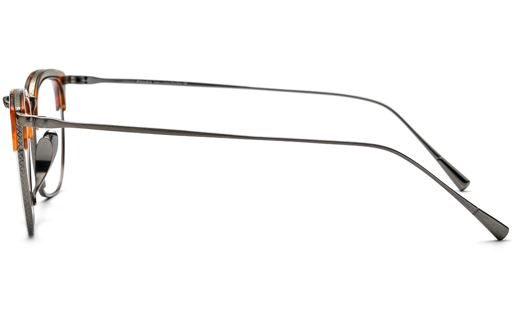 pure-titanium-glasses-side-18566